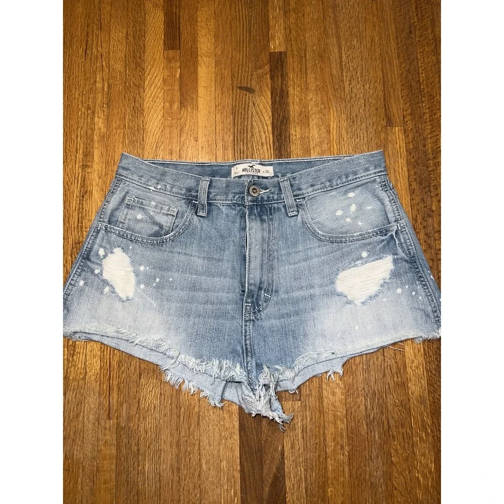 Hollister Women 7 Waist 28 Light Blue Denim Cutoff Distressed Frayed Hem Shorts‎